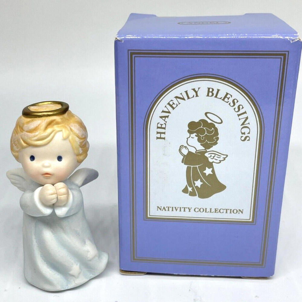 Avon Heavenly‎ Blessings Christmas Nativity Angel Figurine Porcelain 1986 in Box